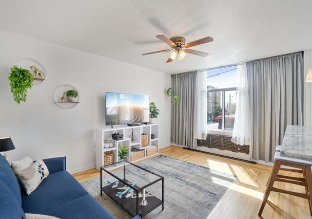 Property at 22 John St #10, Seattle, WA 98109, 1 bed, 1 bath