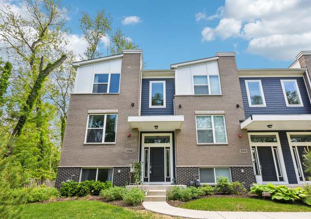 Property at 29W690 Cambridge Ct, Warrenville, IL 60555, 2 beds, 2.5 baths