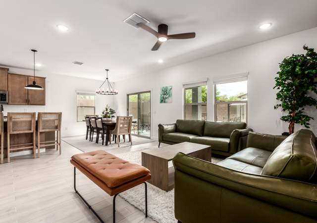 Property at 8640 W Frier Dr, Glendale, AZ 85305, 5 beds, 3 baths