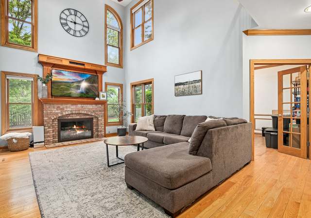 Photo of 1284 N Jack Pine Ct, Palatine, IL 60067