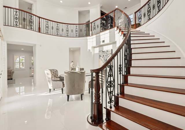 Property at 6911 Goldstone Rd, Carlsbad, CA 92009, 5 beds, 4.5 baths