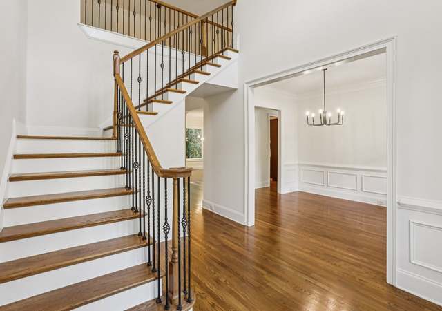 Property at 223 Falling Water Way, Woodstock, GA 30188, 5 beds, 5 baths