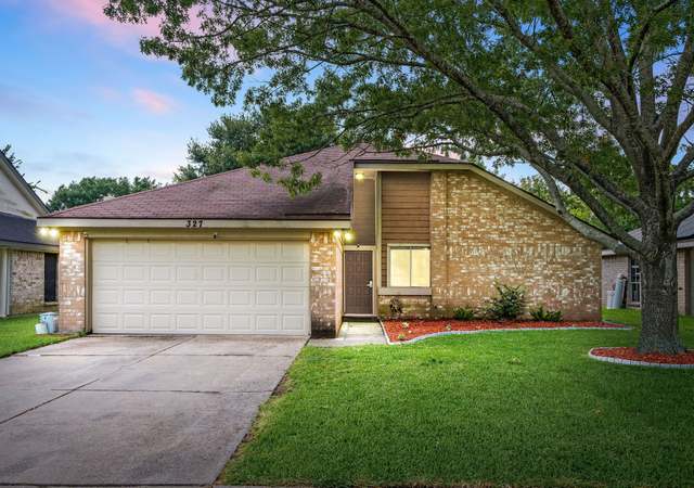 Property at 327 Brompton Ct, Highlands, TX 77562, 3 beds, 2 baths