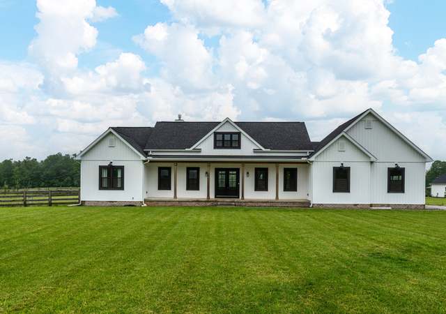 Property at 6405 Beecher Rd, Granville, OH 43023, 4 beds, 3.5 baths