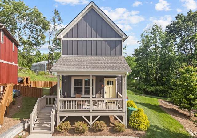 Property at 106 Wheeler Rd, Weaverville, NC 28787, 2 beds, 2.5 baths