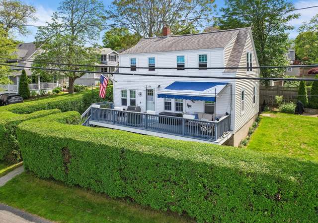 Property at 134 Hampton Cir, Hull, MA 02045, 4 beds, 1 bath