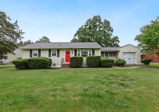 Property at 35 Holly Corner Rd, Fredericksburg, VA 22406, 3 beds, 1 bath