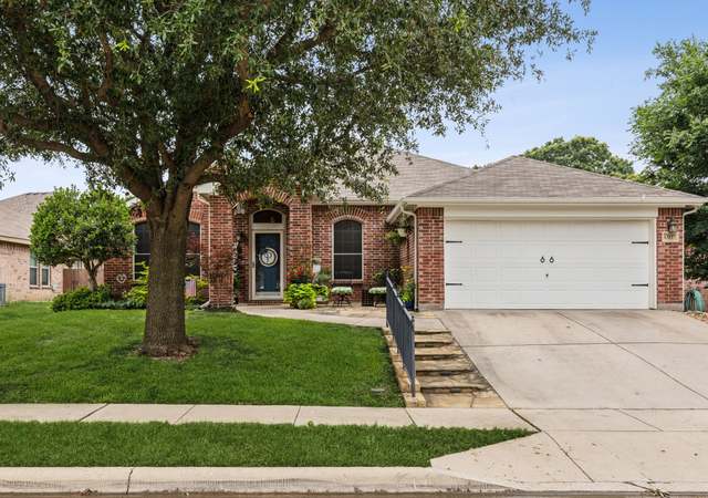 Property at 13137 Fencerow Rd, Fort Worth, TX 76244, 4 beds, 2 baths