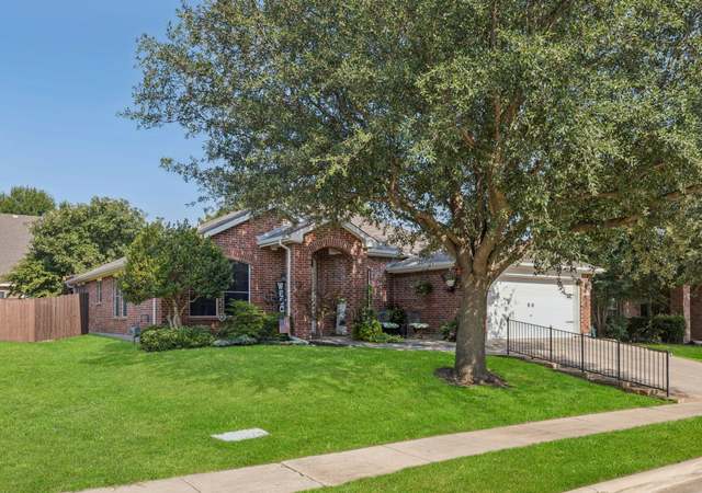 Photo of 13137 Fencerow Rd, Fort Worth, TX 76244
