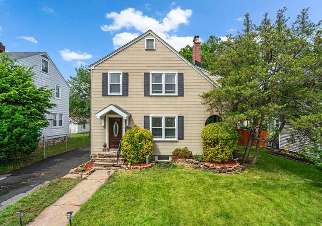Property at 3206 Barrington Rd, Baltimore, MD 21215, 4 beds, 2.5 baths