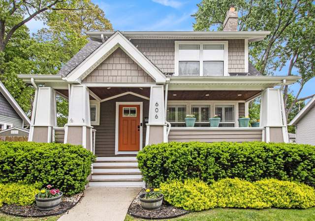 Property at 606 Hilldale Dr, Royal Oak, MI 48067, 3 beds, 2.5 baths