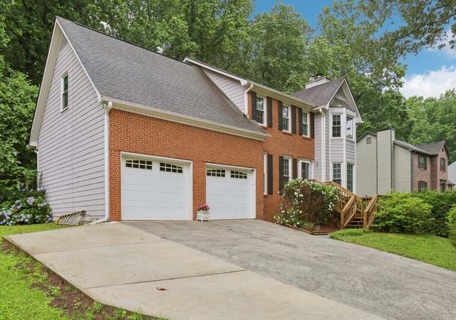 Property at 1369 Willowbrook Dr SW, Marietta, GA 30064, 4 beds, 2.5 baths