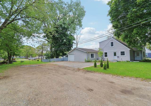 Photo of 361 Highland Rd, Grayslake, IL 60030