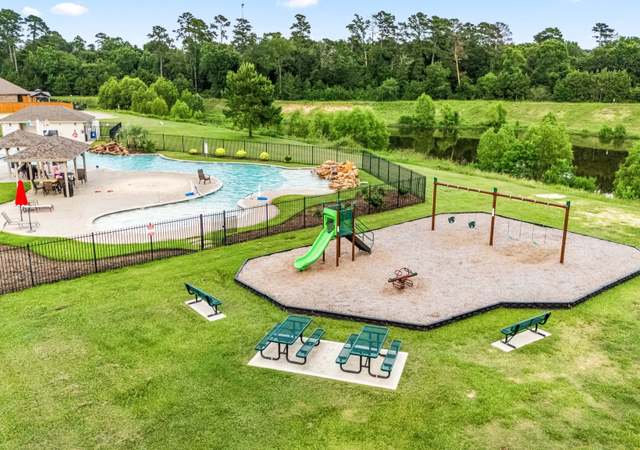Photo of 12510 Sherborne Castle Ct, Tomball, TX 77375
