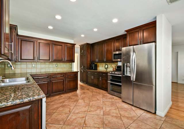 Property at 2725 Morning Glory Ln, Carlsbad, CA 92008, 3 beds, 2 baths