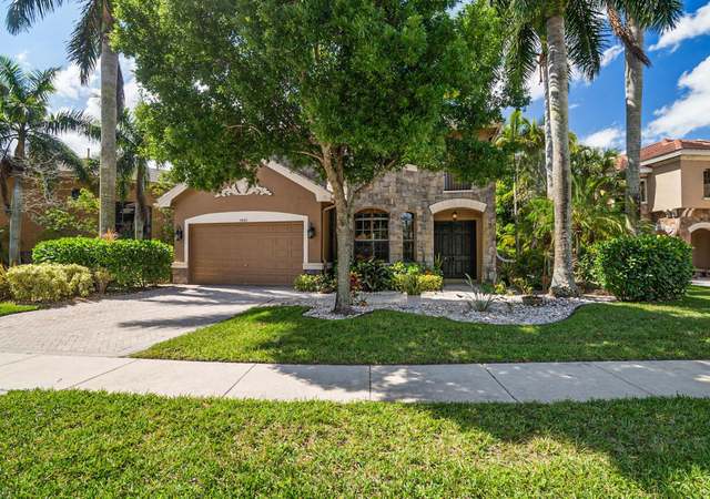 Property at 3483 Collonade Dr, Wellington, FL 33449, 5 beds, 3.5 baths
