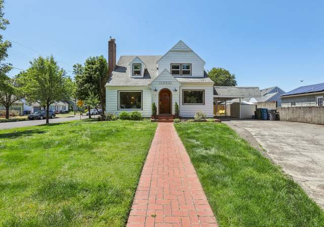 Property at 1595 Berry St SE, Salem, OR 97302, 5 beds, 3 baths