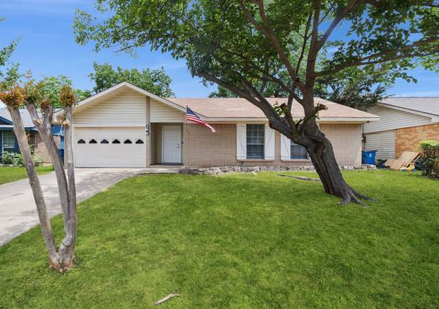 Property at 623 Bentwood Dr, Lewisville, TX 75067, 3 beds, 2 baths