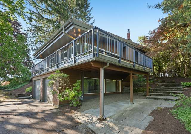 Photo of 630 SW Viewmont Dr, Portland, OR 97225