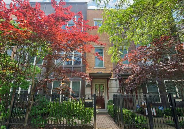 Property at 3011 W Cornelia Ave, Chicago, IL 60618, 3 beds, 2.5 baths