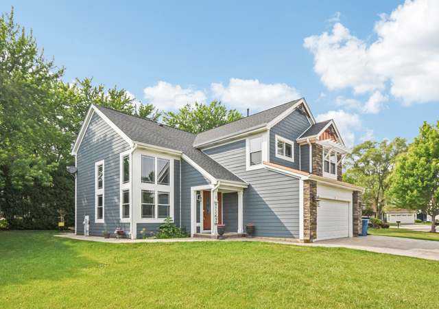 Photo of 1 Churchill Ct, South Elgin, IL 60177