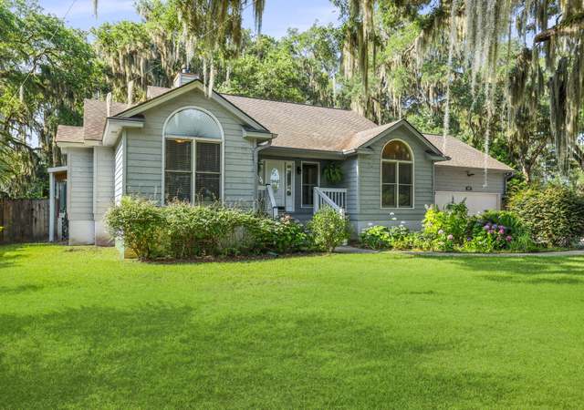Photo of 550 Strathy Hall Dr, Richmond Hill, GA 31324