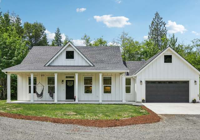 Property at 263 Home Town Dr, Kelso, WA 98626, 2 beds, 1.5 baths
