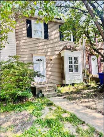 Property at 3243 Ryon Ct, Waldorf, MD 20601, 3 beds, 1.5 baths