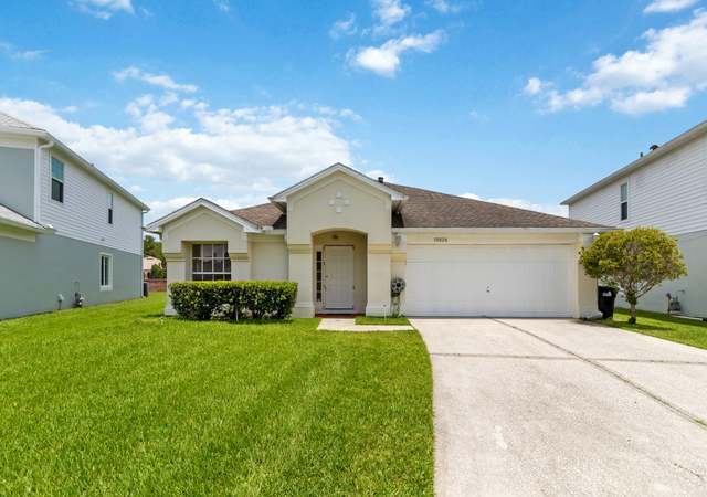 Property at 10828 Cherry Oak Cir, Orlando, FL 32817, 4 beds, 2 baths