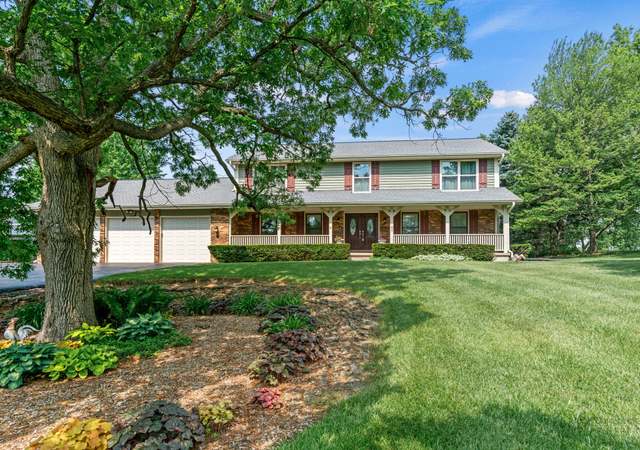 Property at 19N050 Felsmith Rd, Hampshire, IL 60140, 4 beds, 2.5 baths