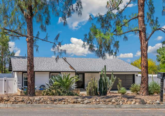 Property at 27111 Crews Hill Dr, Menifee, CA 92586, 2 beds, 2 baths