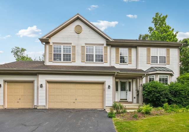 Property at 765 Providence Ln, Crystal Lake, IL 60012, 4 beds, 3.5 baths