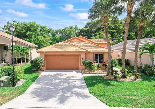 Property at 8073 Pelican Harbour Dr, Lake Worth, FL 33467, 3 beds, 2 baths