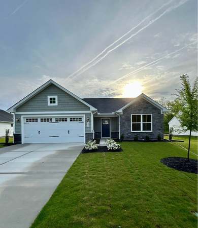 Property at 203 Martha Washington Pkwy, Williamsburg, VA 23185, 3 beds, 2 baths
