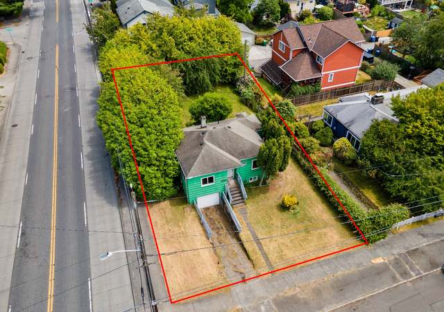 Photo of 8256 Ashworth Ave N, Seattle, WA 98103