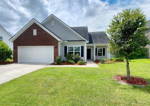 Property at 27 Hazen Dr, Richmond Hill, GA 31324, 4 beds, 2 baths