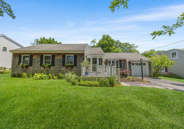 Photo of 12 Norman Ave, Newburyport, MA 01950