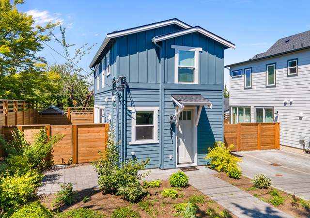 Property at 9061 Meridian Pl N, Seattle, WA 98103, 2 beds, 2.5 baths