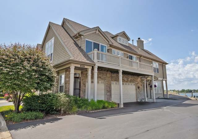 Property at 325 Sundown Ct Unit B, Wauconda, IL 60084, 2 beds, 2 baths