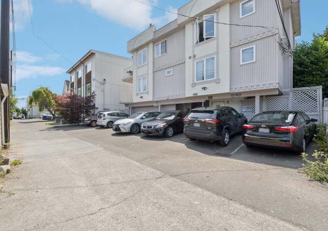 Property at 5624 Roosevelt Way NE #202, Seattle, WA 98105, 1 bed, 1.5 baths