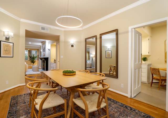 Property at 11939 Gorham Ave #103, Los Angeles, CA 90049, 2 beds, 2 baths