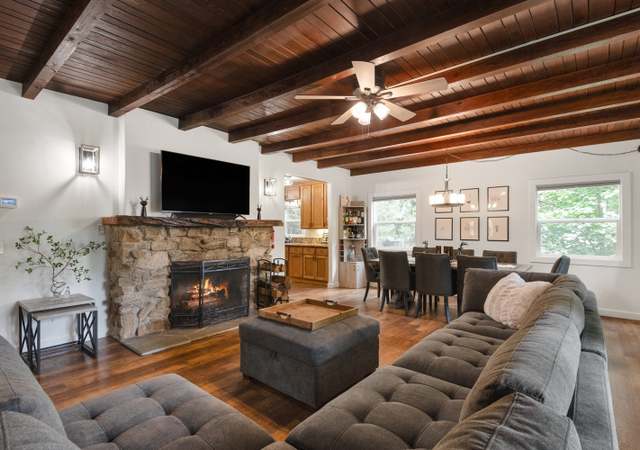 Property at 717 Crest Estates Dr, Lake Arrowhead, CA 92352, 3 beds, 3 baths