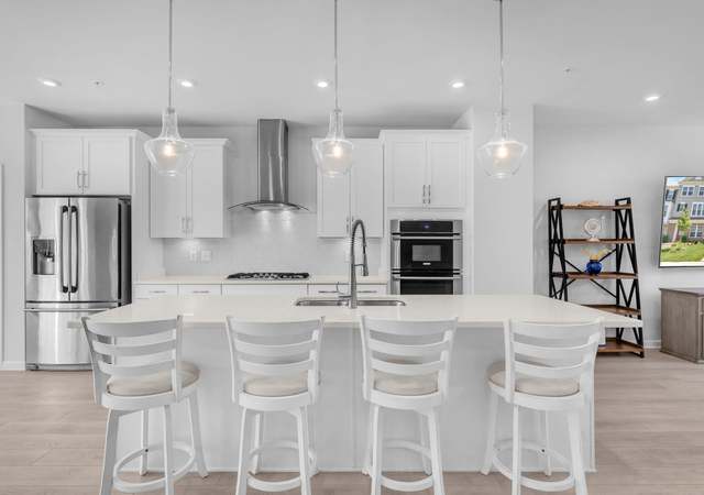 Property at 7114 Firwood Ln, Landover, MD 20785, 3 beds, 3.5 baths