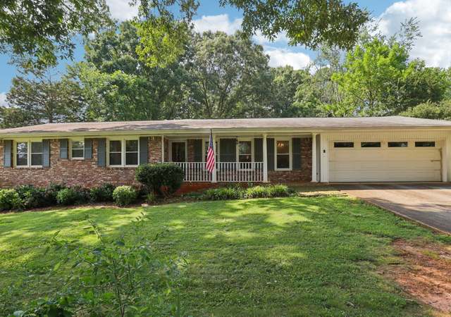 Property at 5623 Crestwood Dr, Stone Mountain, GA 30087, 4 beds, 2.5 baths