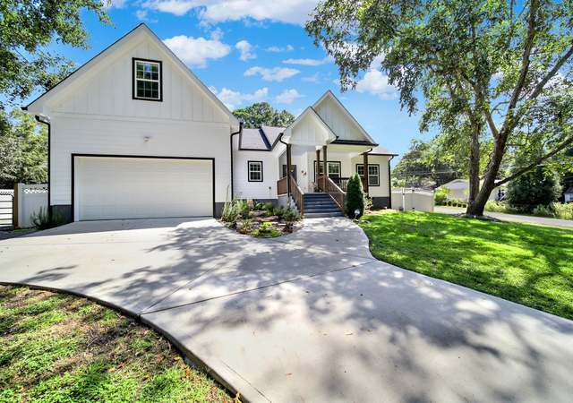 Property at 333 Anne Ave, Waxhaw, NC 28173, 5 beds, 3 baths