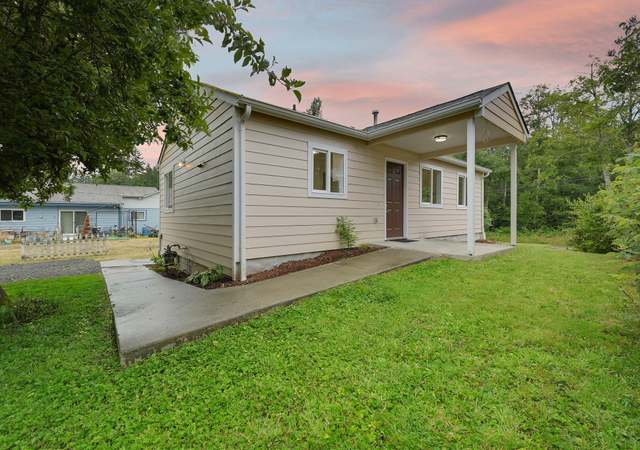 Photo of 416 Skylark Dr W, Bremerton, WA 98312