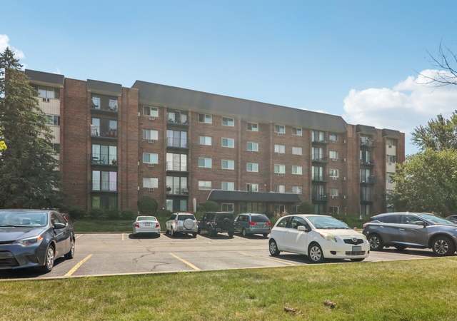 Property at 4711 Saint Joseph Creek Rd Unit 1E, Lisle, IL 60532, 2 beds, 2 baths