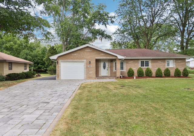 Property at 1112 Rosary Ln, Joliet, IL 60435, 3 beds, 2 baths