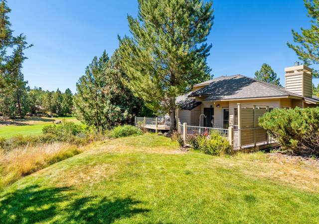 Property at 3035 NW Golf View Dr, Bend, OR 97703, 2 beds, 2 baths
