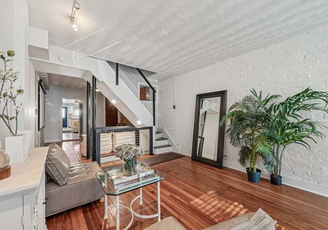 Property at 1426 Riverside Ave, Baltimore, MD 21230, 4 beds, 4.5 baths